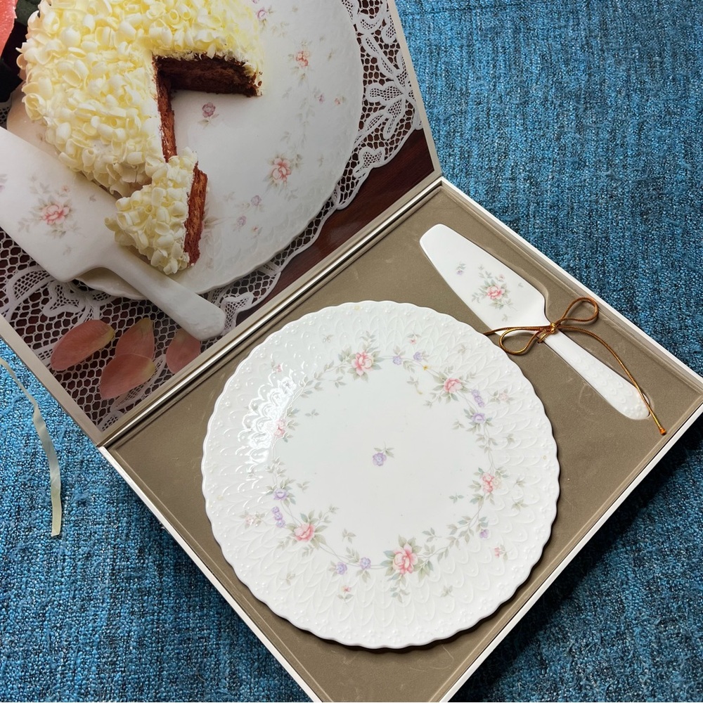 Vintage Mikasa Bone China Remembrance Floral Cake Plate and Server Set